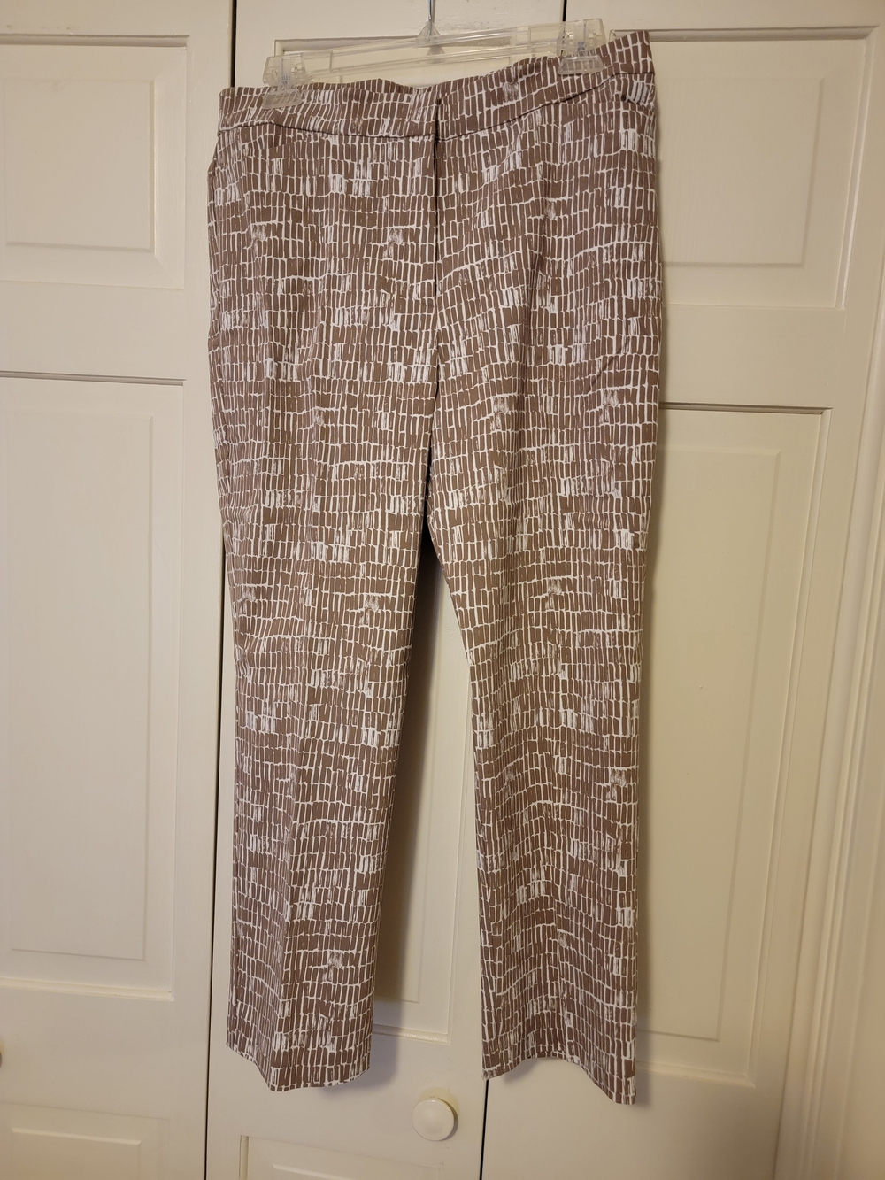 Susan Graver Beige & White Patterned Straight-Leg Cropord Pants Size 12 EUC